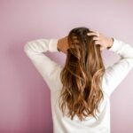 Tipps zur Vermeidung elektrisch aufgeladener Haare